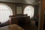 Deluxe Oceanview Stateroom Picture