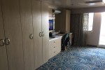 Family Junior Suite Stateroom Picture