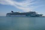 Norwegian Jade Exterior Picture