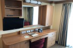 Deluxe Verandah Stateroom Picture