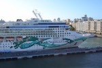 Norwegian Jade Exterior Picture