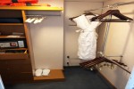 Deluxe Suite Stateroom Picture