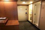 Deluxe Interior Stateroom Picture