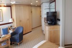 Queens Suite Stateroom Picture