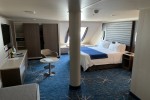 Family Oceanview Stateroom Picture