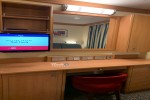 Deluxe Verandah Stateroom Picture