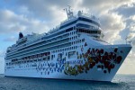 Norwegian Gem Exterior Picture