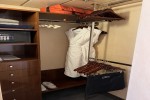 Deluxe Suite Stateroom Picture