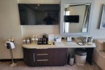 Family Suite with balcony Stateroom Picture