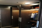 Family Suite with balcony Stateroom Picture