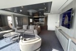 Yacht-Club-Owner Stateroom Picture