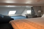 Deluxe Oceanview Stateroom Picture