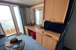 Deluxe Verandah Stateroom Picture