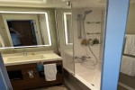 Deluxe Verandah Stateroom Picture