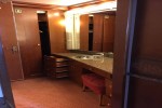 Penthouse Suite Cabin Picture