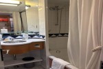 Deluxe Verandah Stateroom Picture