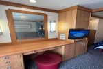 Deluxe Verandah Stateroom Picture