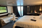 Deluxe Verandah Suite Stateroom Picture