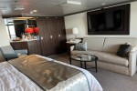 Deluxe Verandah Suite Stateroom Picture