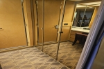 Deluxe Verandah Suite Stateroom Picture