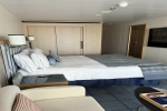 Deluxe Stateroom Picture