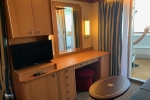 Deluxe Verandah Stateroom Picture