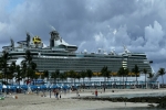 Independence of the Seas Exterior Picture