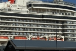 Queen Elizabeth Exterior Picture