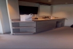 Whirlpool-Suite Stateroom Picture