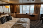 Deluxe Suite Stateroom Picture