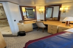 Penthouse Stateroom Picture