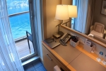 Deluxe Stateroom Picture