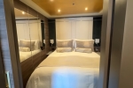 Deluxe Penthouse Stateroom Picture