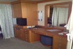 Deluxe Verandah Stateroom Picture