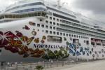 Norwegian Gem Exterior Picture