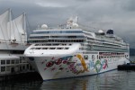 Norwegian Pearl Exterior Picture