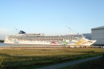 Norwegian Pearl Exterior Picture