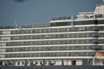 Queen Elizabeth Exterior Picture