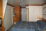 Deluxe Verandah Stateroom Picture