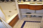 Deluxe Verandah Stateroom Picture