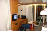 Deluxe Verandah Stateroom Picture