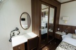 Deluxe Owner Suite Stateroom Picture