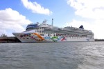 Norwegian Pearl Exterior Picture