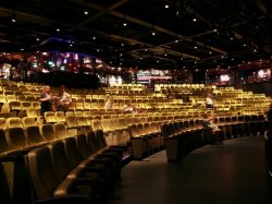 Norwegian Epic Epic Theater picture