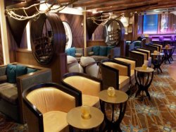 Harmony of the Seas Schooner Bar picture