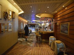 Independence of the Seas Schooner Bar picture