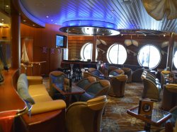 Independence of the Seas Schooner Bar picture