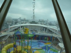 Independence of the Seas Olive or Twist picture