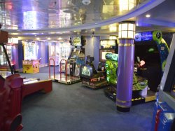 Independence of the Seas Video Arcade picture