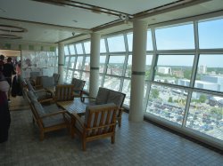 Independence of the Seas Solarium picture